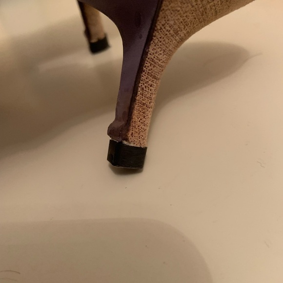 Donald J pliner Italian small heal soft leather shoes size 8 - Picture 12 of 13